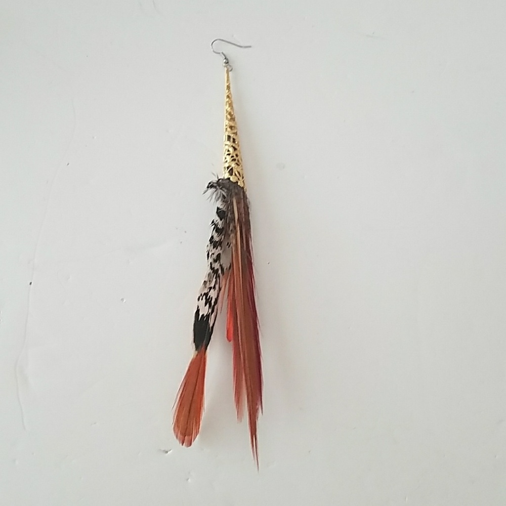 FEATHER EARRING GOLD